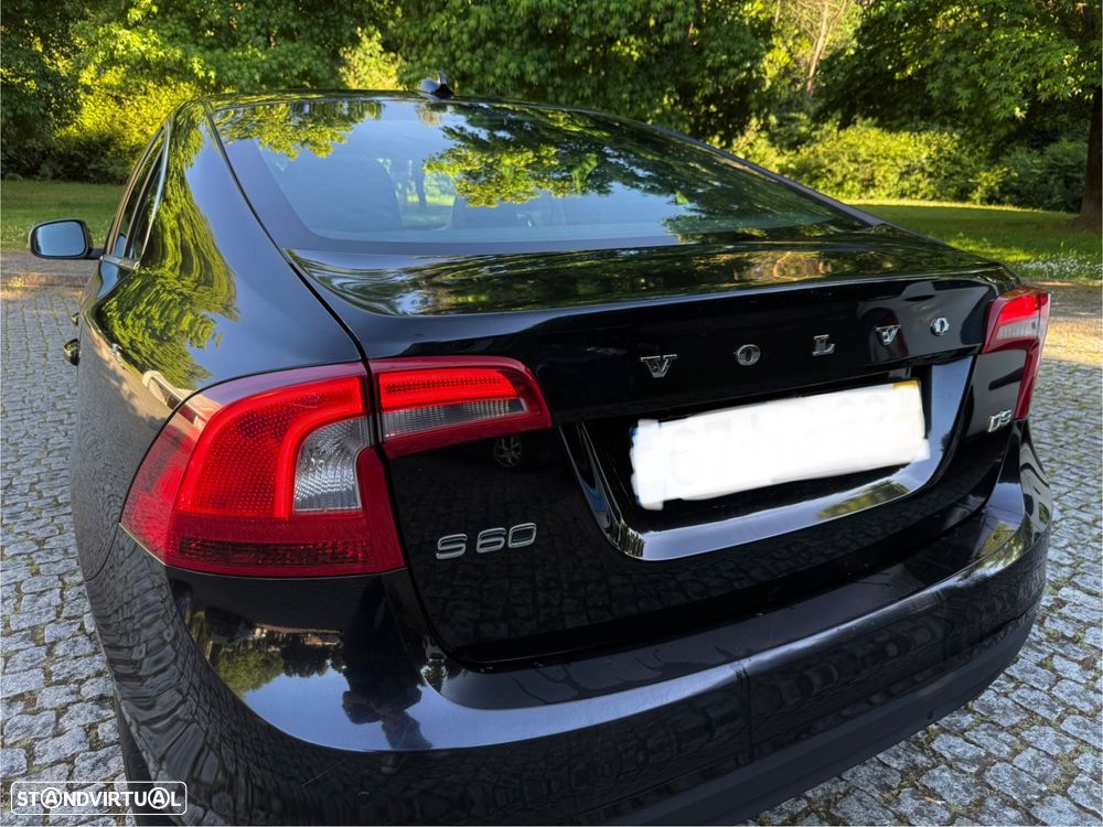 Volvo S60 2.0 D3 Momentum - 16