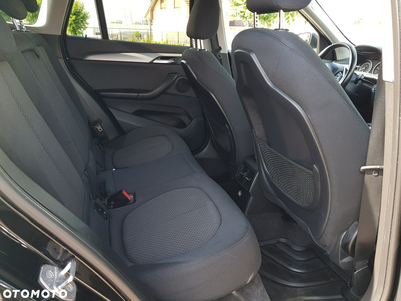BMW X1 sDrive18d Business Edition - 15