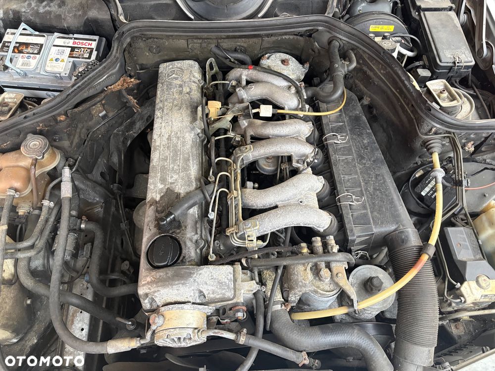 Mercedes-Benz W124 (1984-1993) - 13
