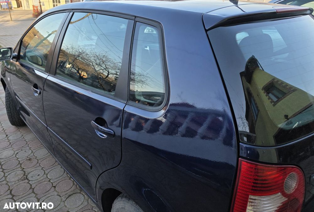 Volkswagen Polo 1.2 - 8