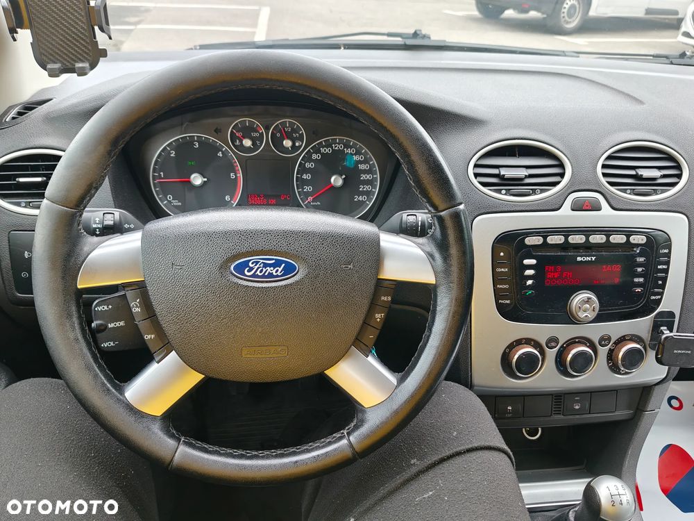 Ford Focus 1.6 TDCi DPF Ambiente - 18