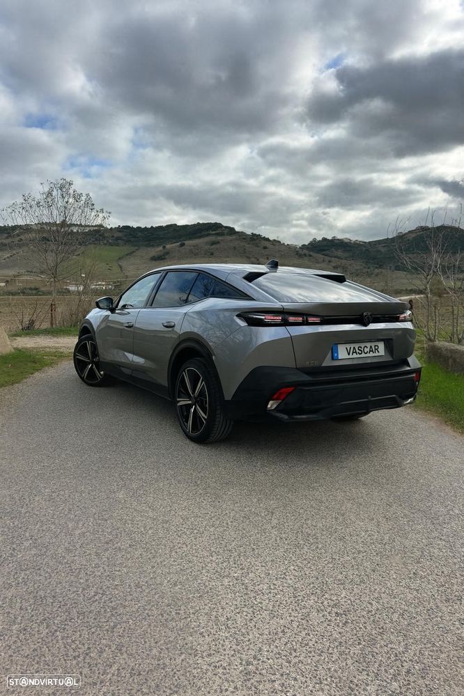 Peugeot 408 1.2 PureTech Allure EAT8 - 3