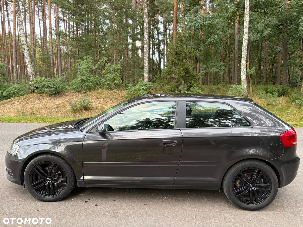 Audi A3 3-drzwiowe 2.0 TDI DPF Ambiente - 5