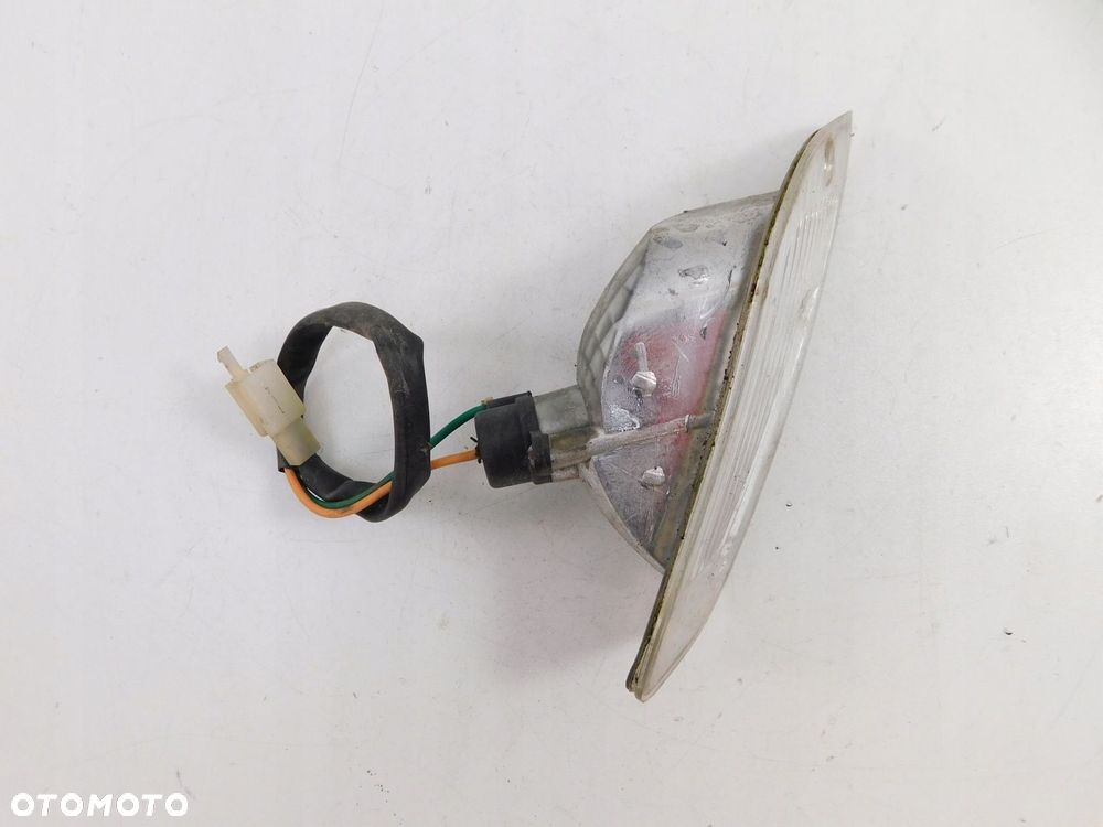 KIERUNKOWSKAZ PRZÓD LEWY DO SKUTERA CHIŃSKIEGO M1 - 2