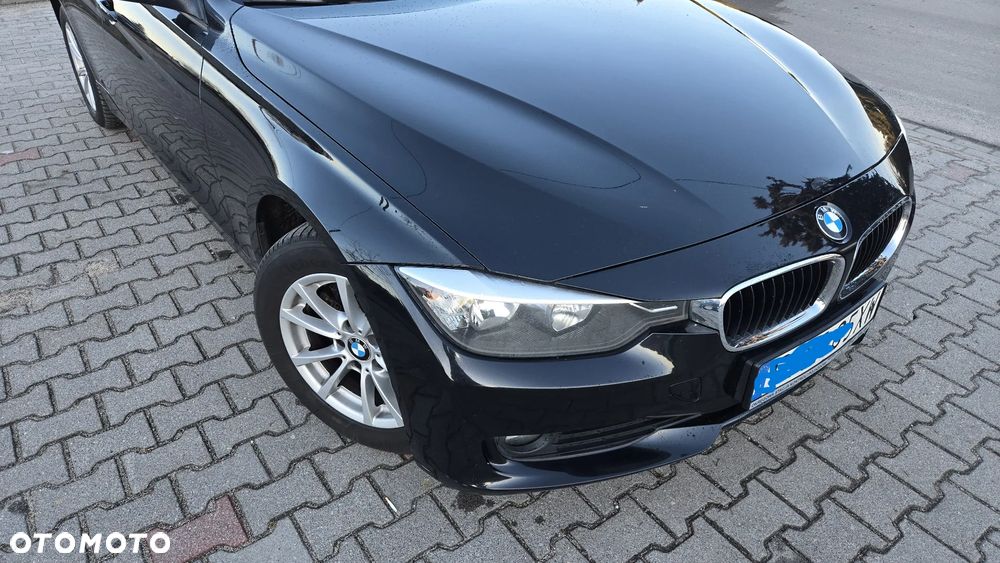 BMW Seria 3 320d - 8