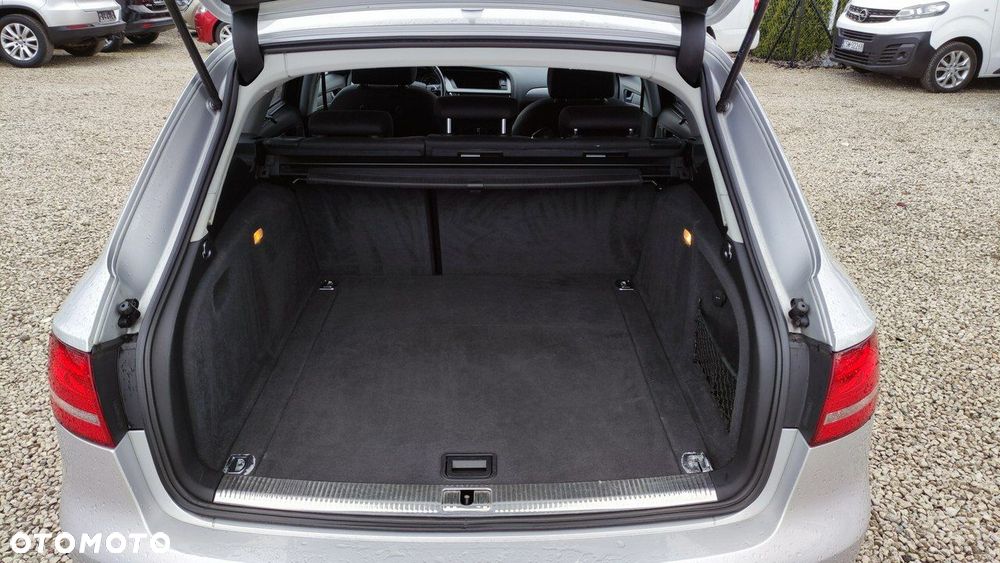 Audi A4 Avant - 8