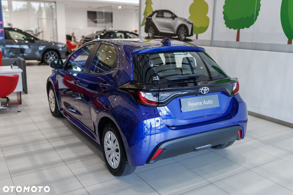 Toyota Yaris - 4