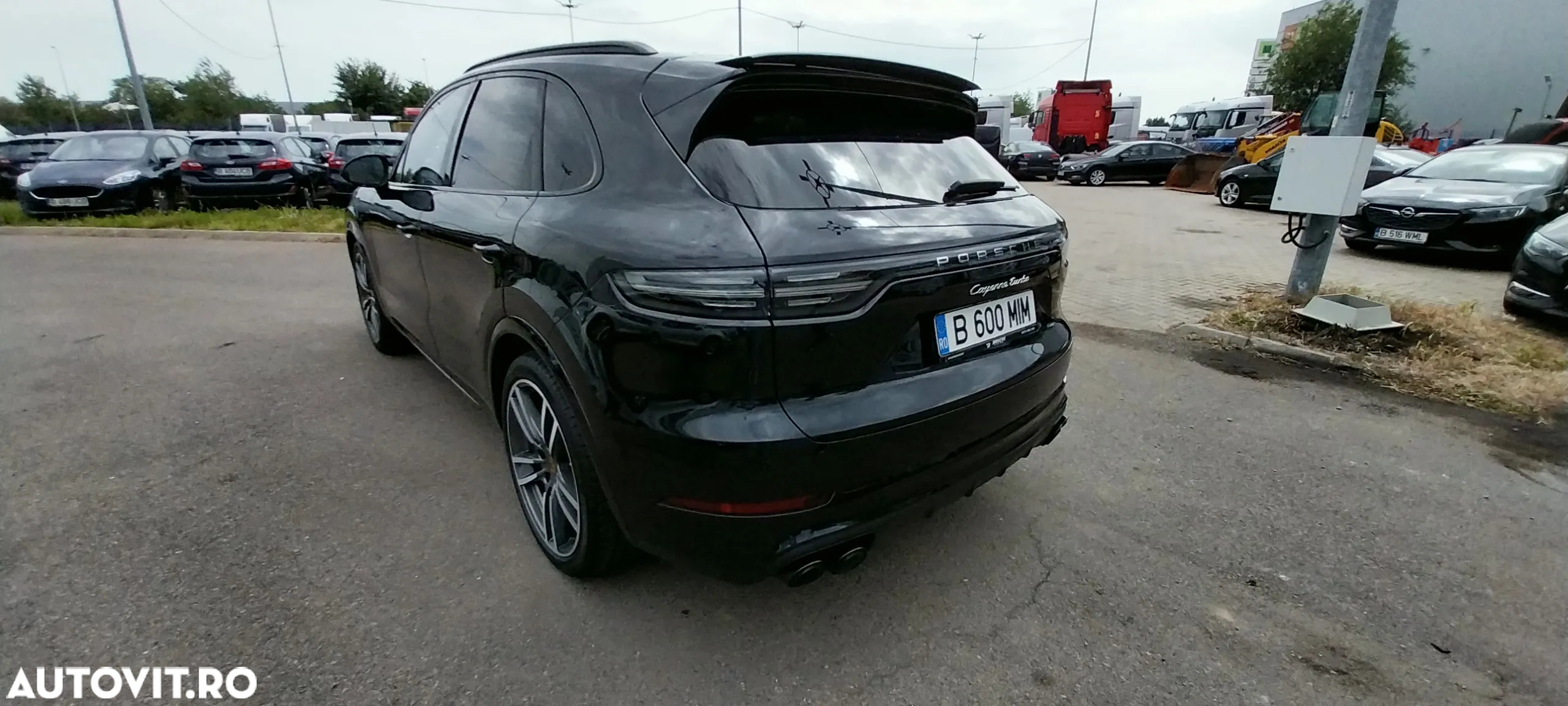 Porsche Cayenne Turbo - 6