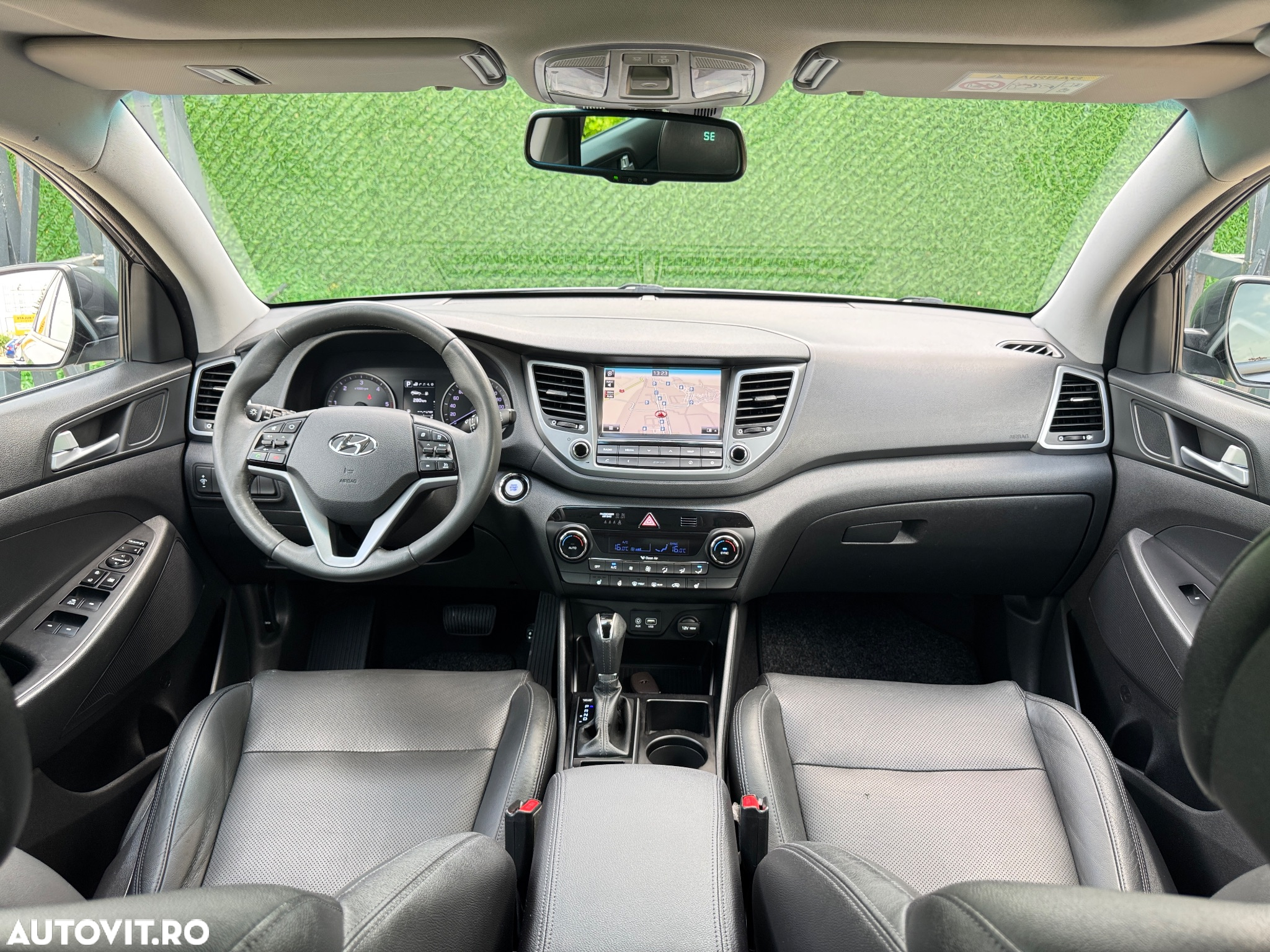 Hyundai Tucson 2.0 CRDI 4WD 6AT Premium+ - 8