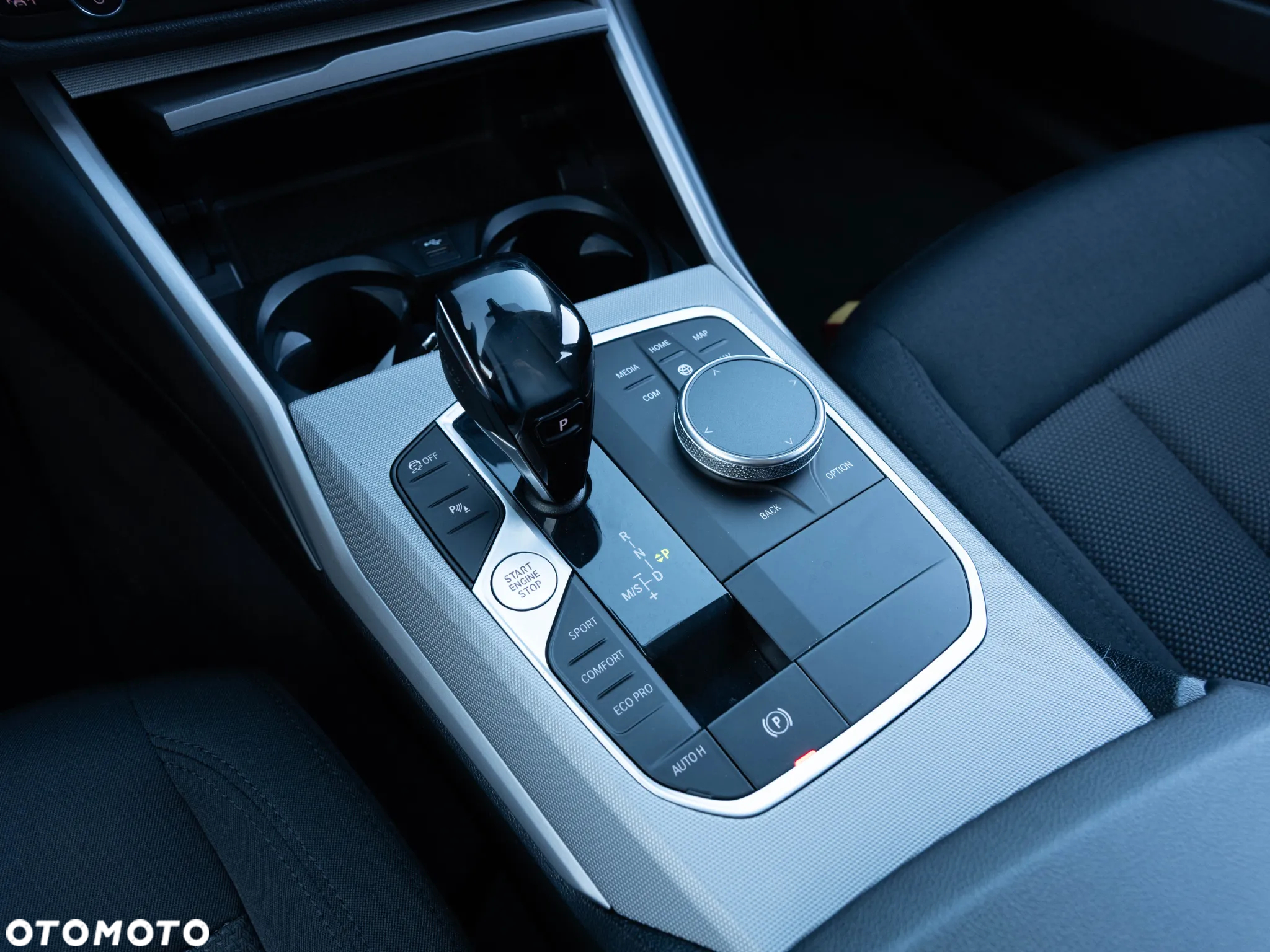 BMW Seria 3 - 32