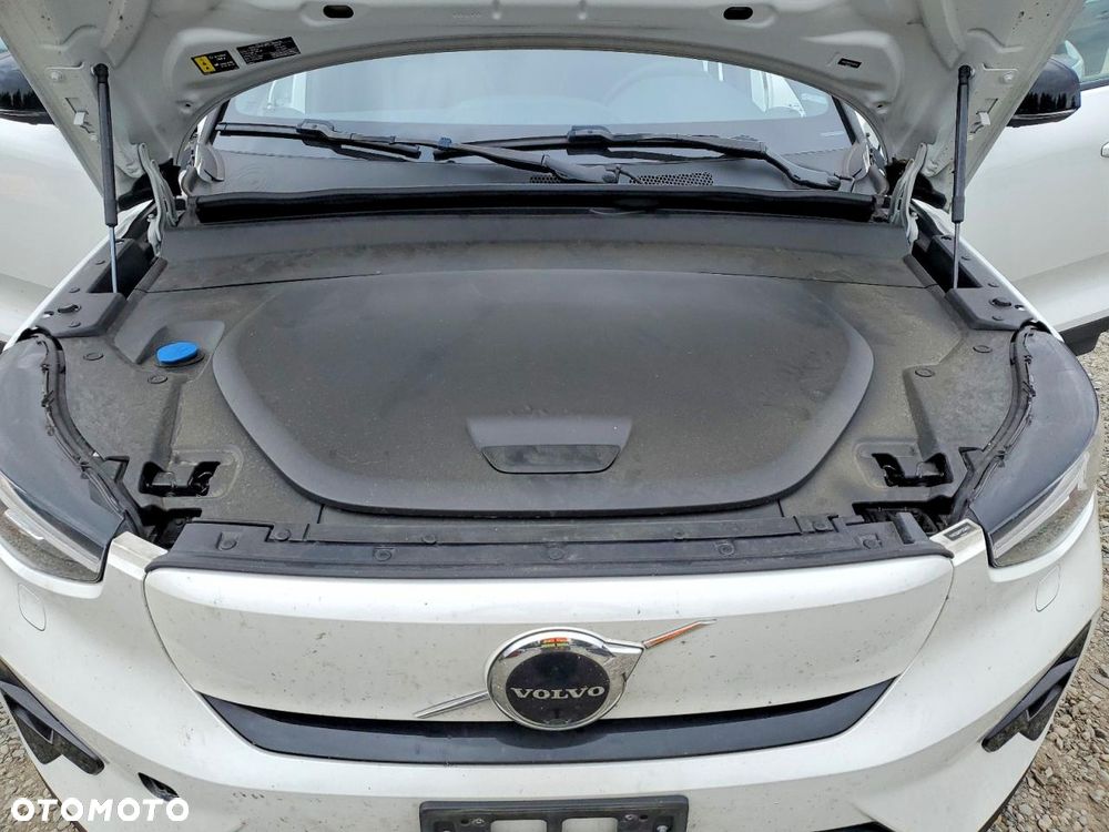 Volvo C40 Recharge Twin Motor Plus - 13