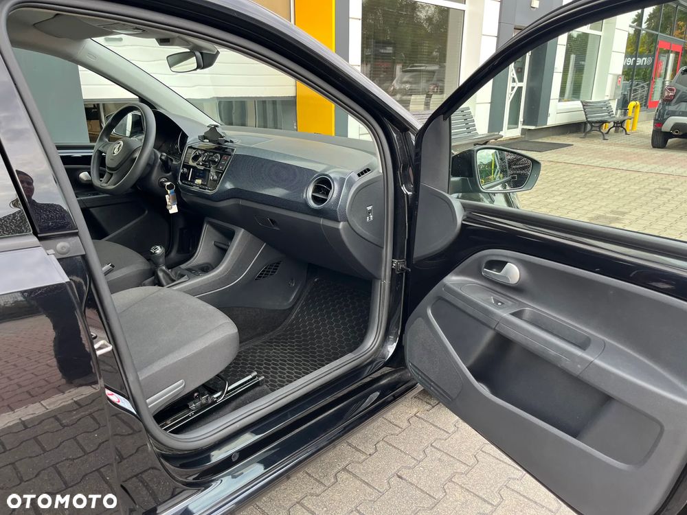 Volkswagen up! 1.0 move - 19