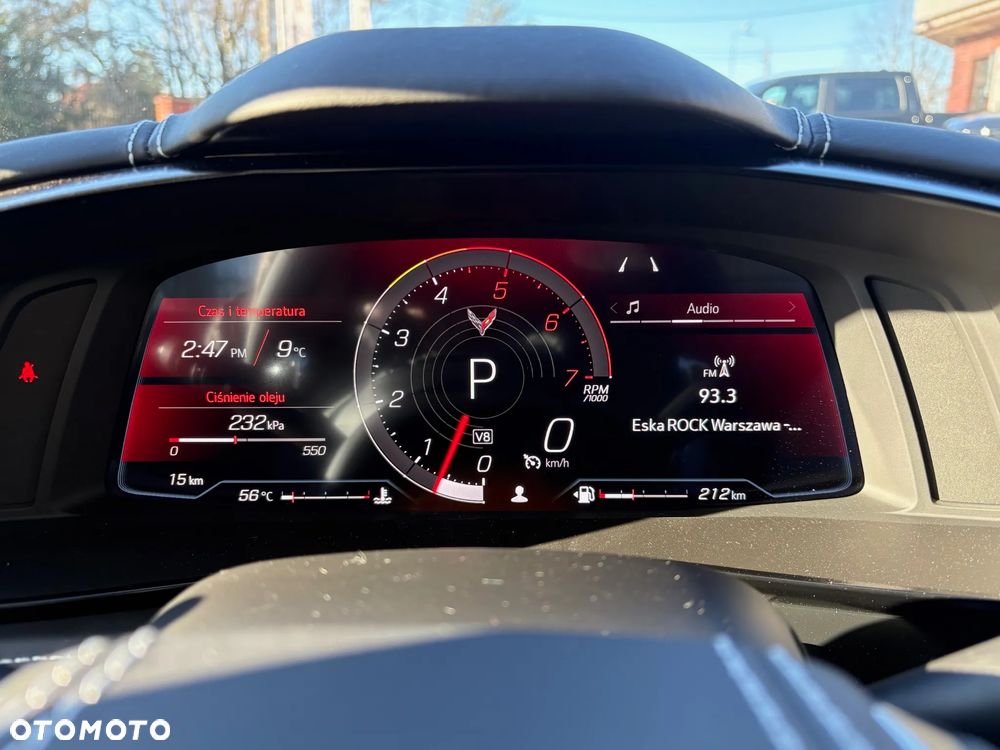 Chevrolet Corvette - 15