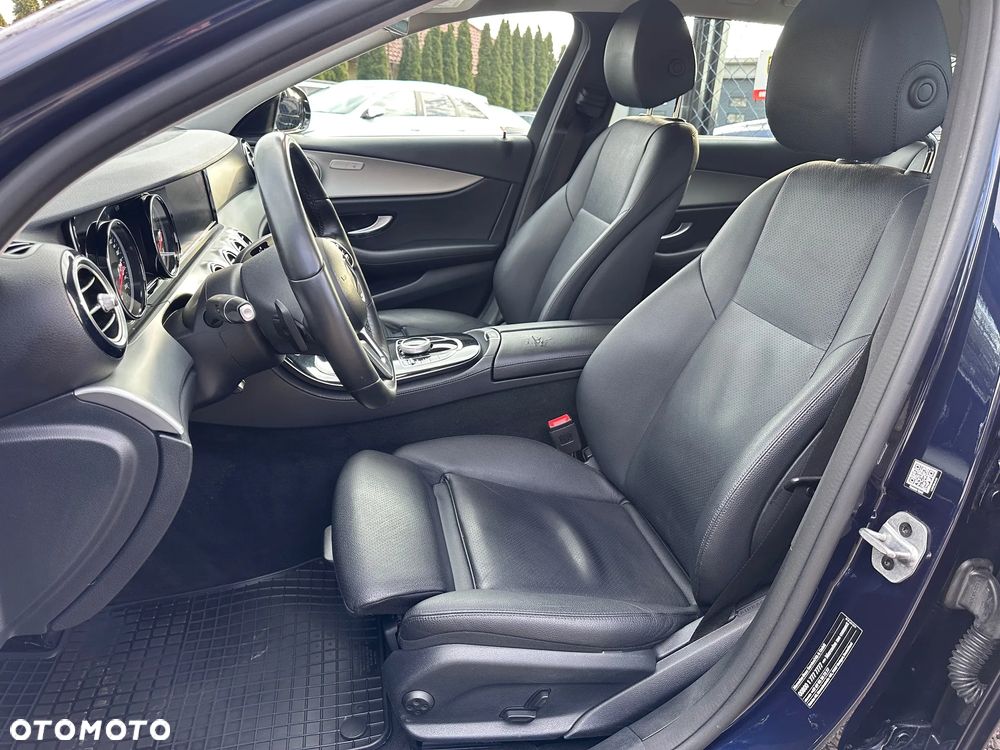 Mercedes-Benz Klasa E 200 d 9G-TRONIC - 20