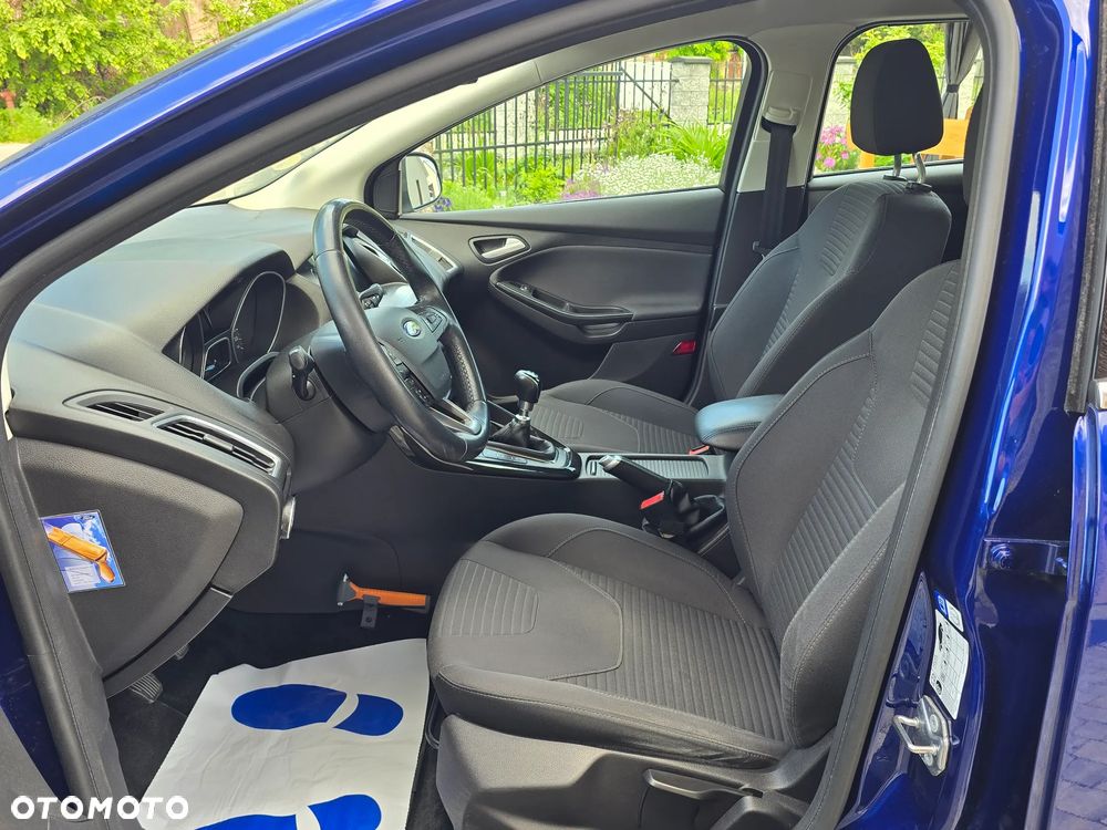 Ford Focus 2.0 TDCi Titanium ASS - 25