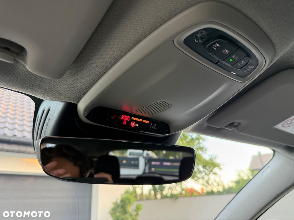 Volvo XC 40 D3 SCR Momentum - 23