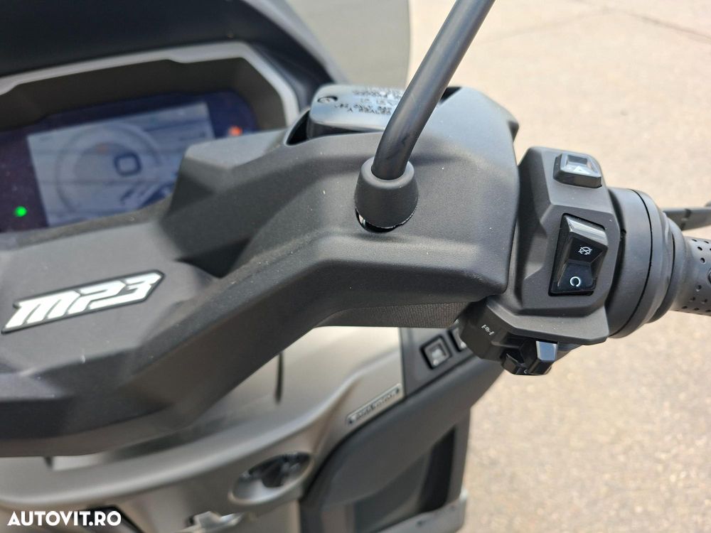 Piaggio MP3 530 HPE Exclusive - 10