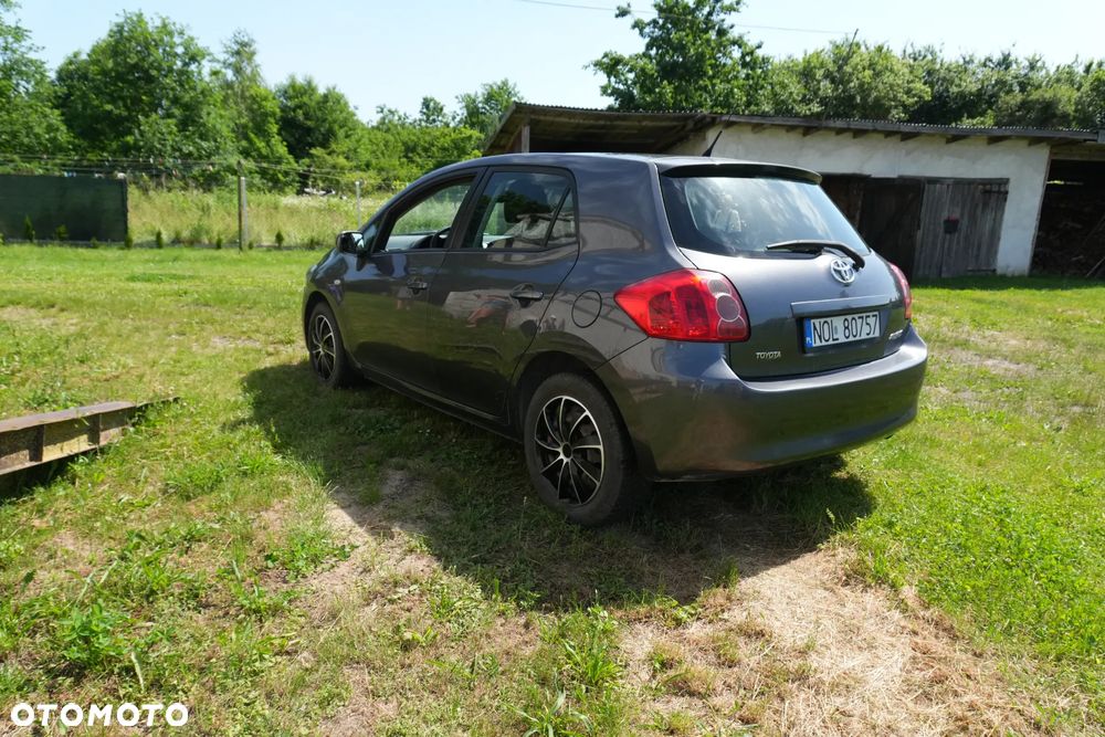 Toyota Auris 1.6 VVT-i Sol - 16