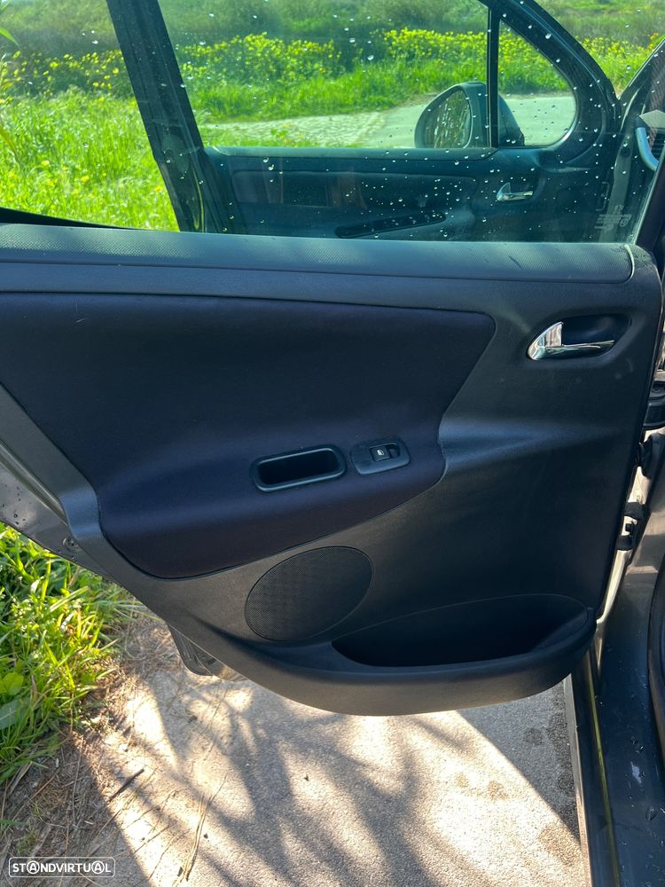 Peugeot 207 SW 1.4 VTi Sportium - 12