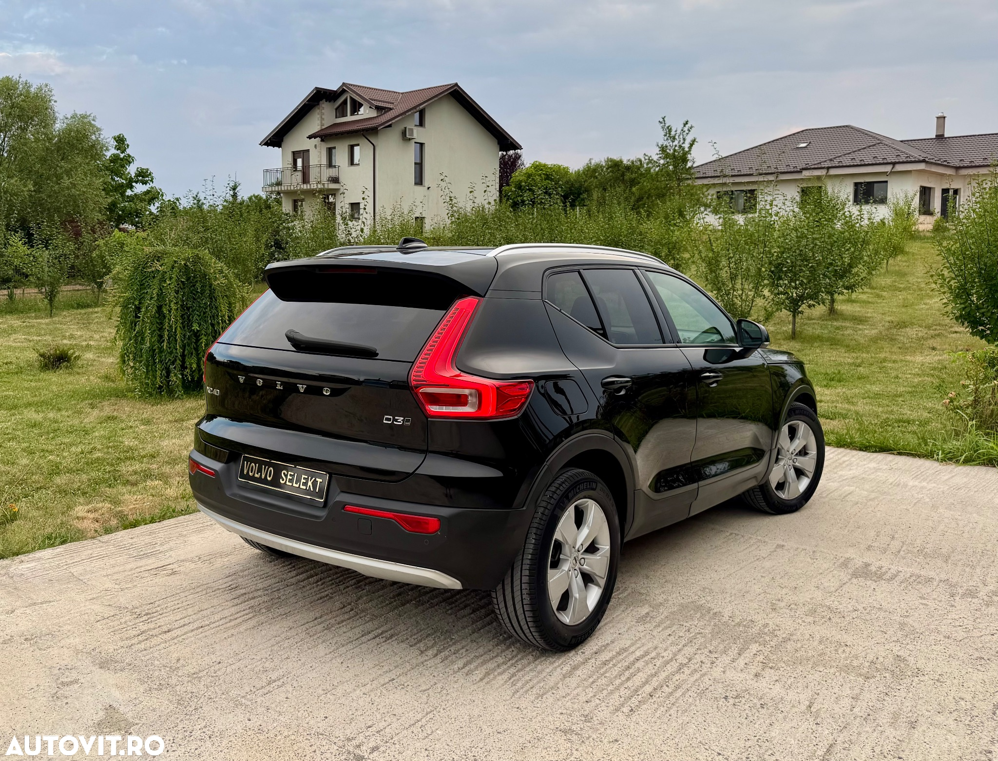Volvo XC 40 D3 AWD Geartronic Momentum - 3