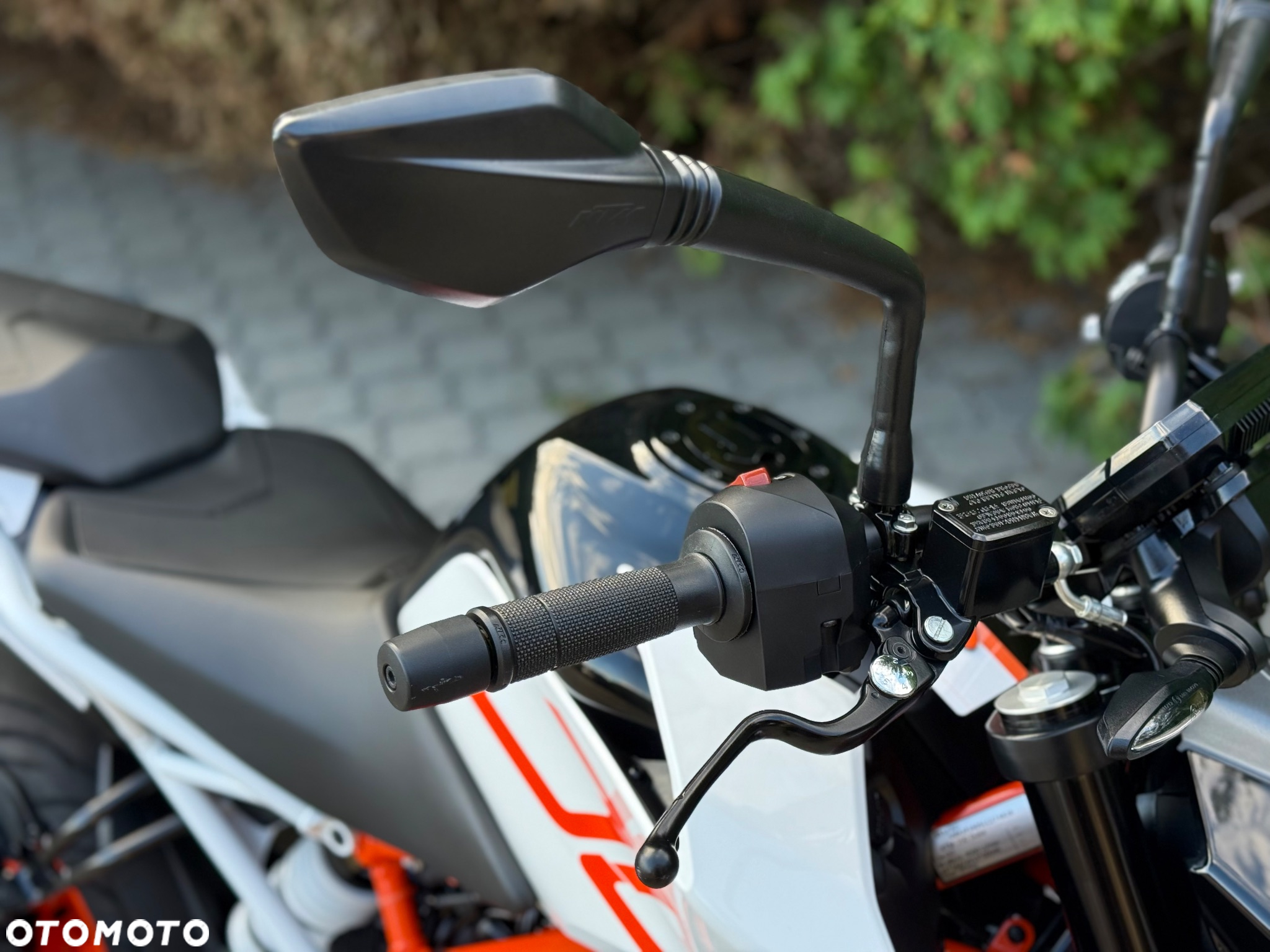 KTM Duke - 13