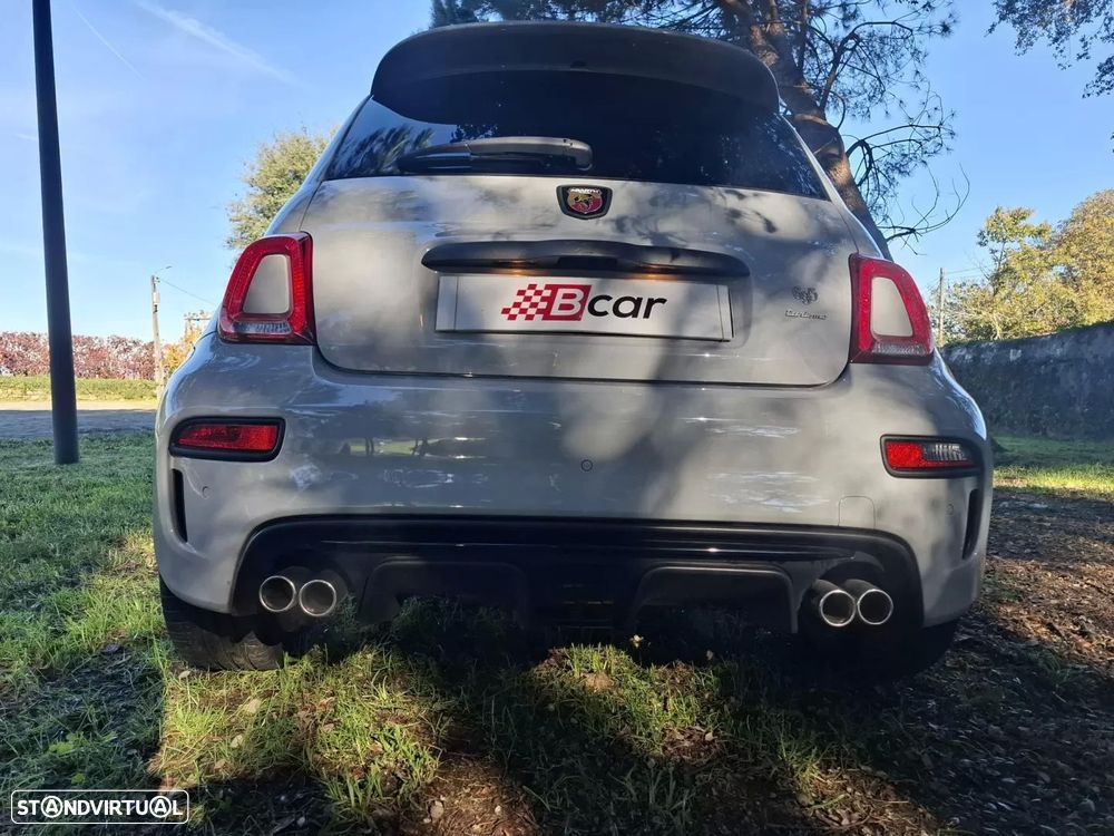 Abarth 695 - 11