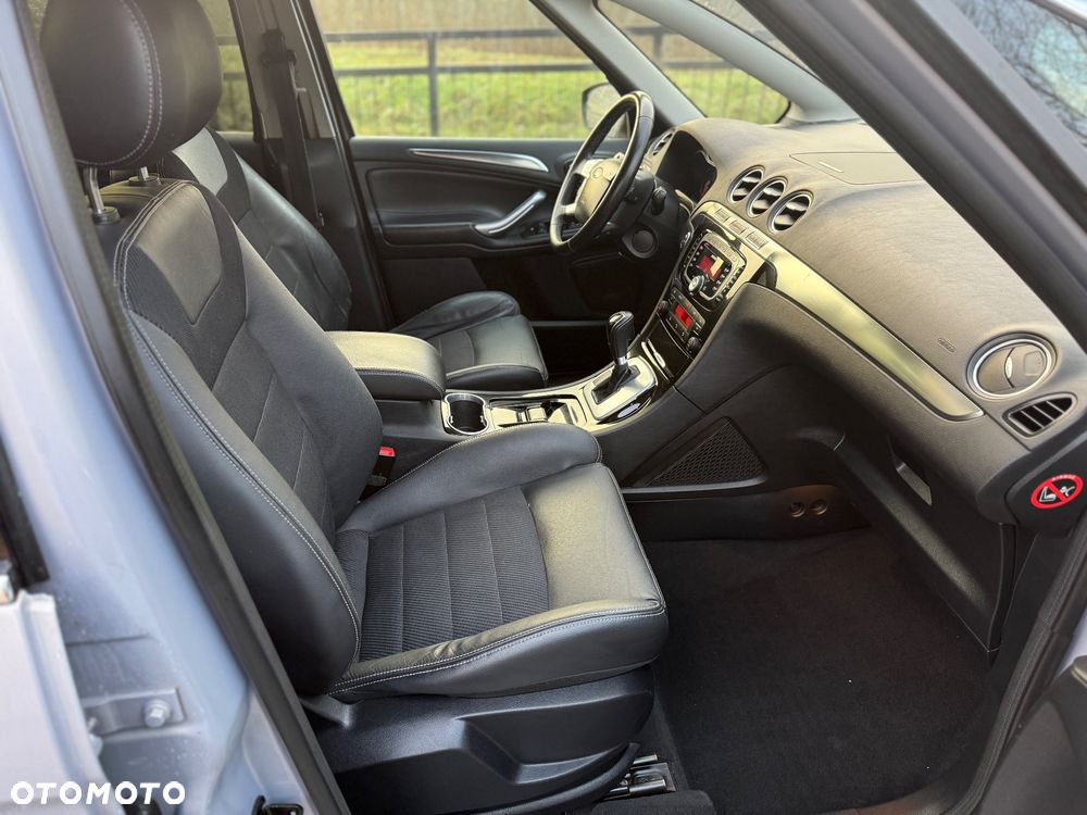 Ford S-Max 2.0 TDCi DPF Titanium - 16