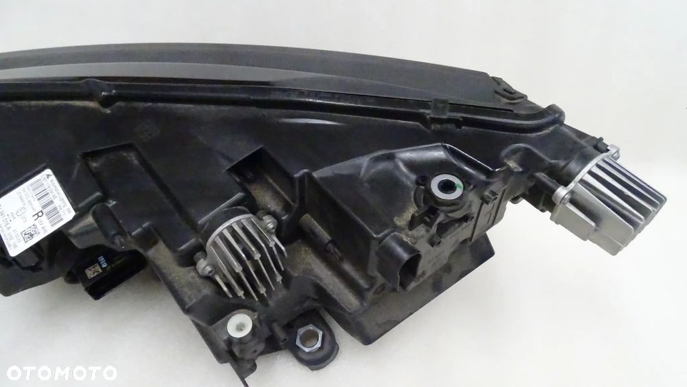 SKODA OCTAVIA IV 5E4 FULL LED - lampa przednia prawa - 9