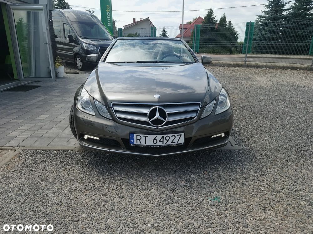Mercedes-Benz Klasa E 200 CGI BlueEFFICIENCY Automatik Avantgarde - 9