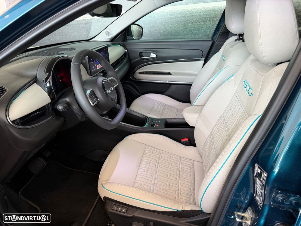 Fiat 600e 54 kWh La Prima - 10