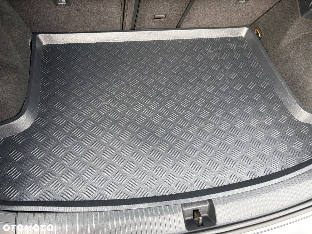 Volkswagen T-Roc 1.0 TSI OPF Life - 31