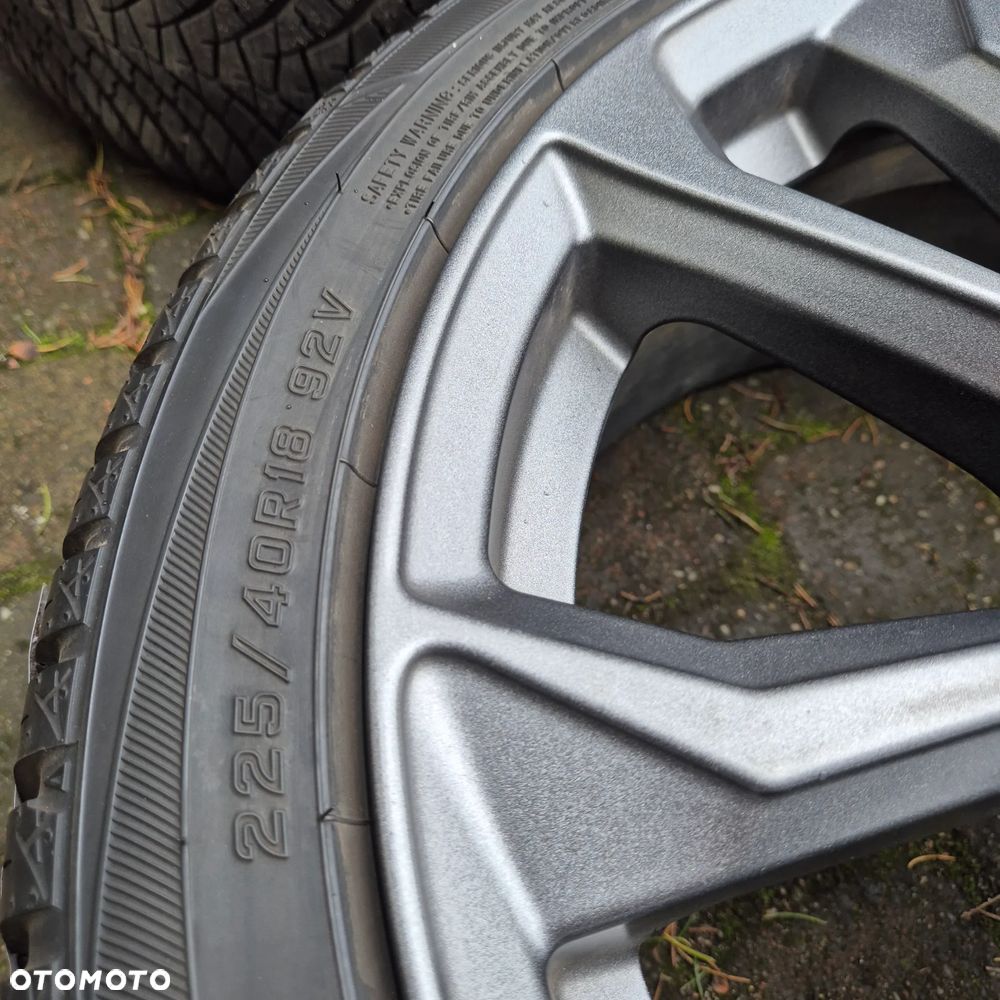 CAŁOROCZNE 225/40 R18 KIA CEED PROCEED VENGA CARENS HYUNDAI I30 MAZDA 3 5 6 - 8