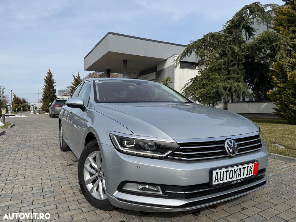 Volkswagen Passat 1.6 TDI SCR DSG Business - 1