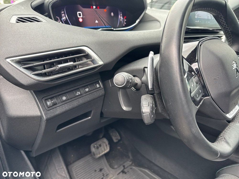 Peugeot 3008 1.2 PureTech Allure Pack S&S EAT8 - 13