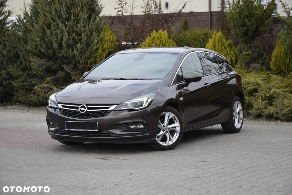 Opel Astra 1.4 T Elite - 4