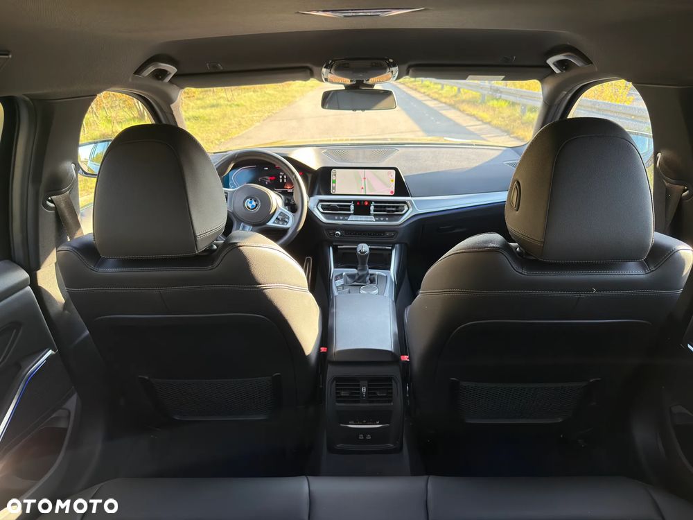 BMW Seria 3 318i M Sport - 20