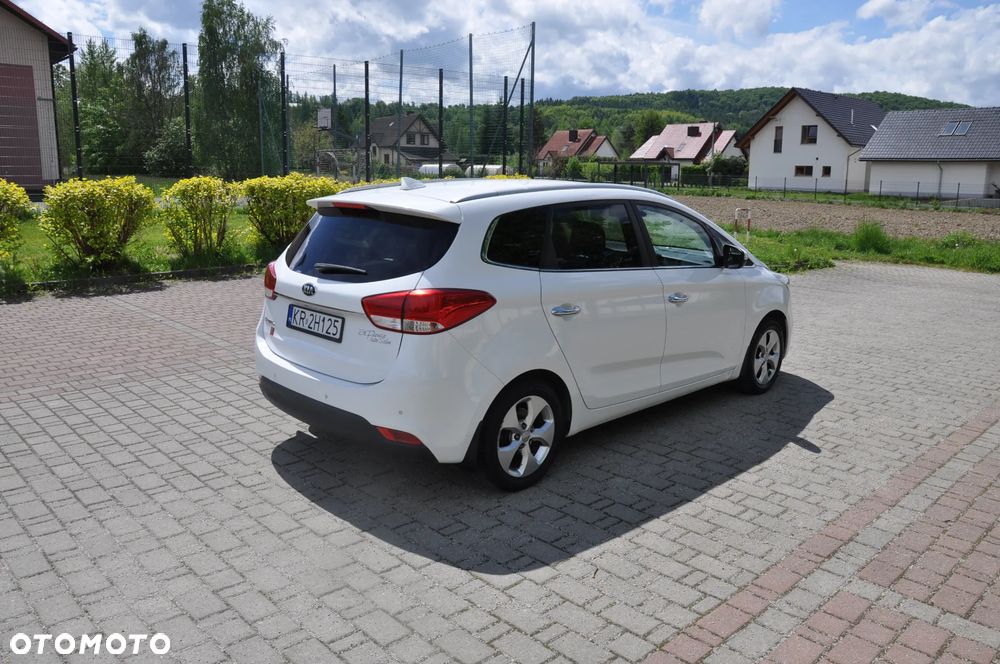 Kia Carens 1.6 GDI L - 5