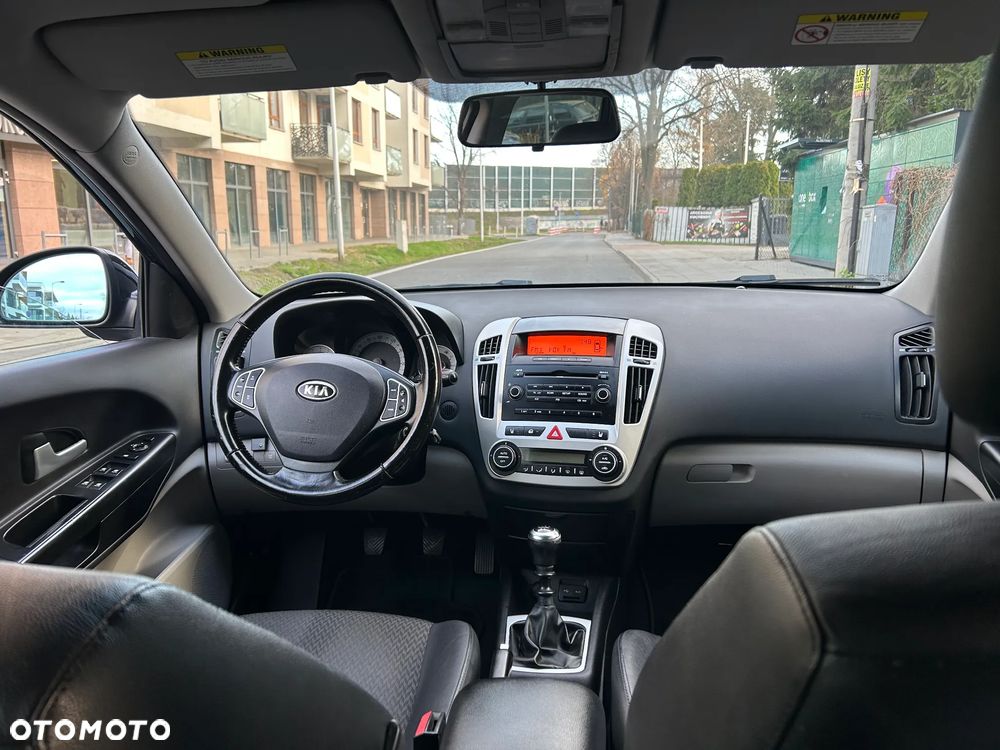 Kia Ceed 1.6 Comfort + - 2