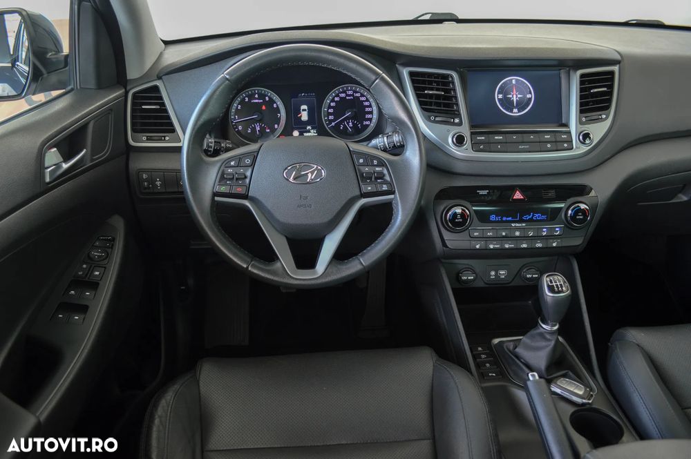 Hyundai Tucson blue 1.6 GDi 2WD Passion - 25