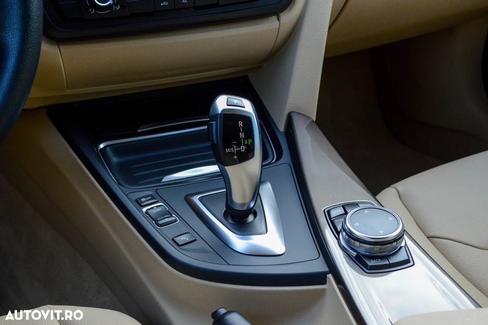 BMW Seria 3 320d Sport-Aut. Luxury Line - 35