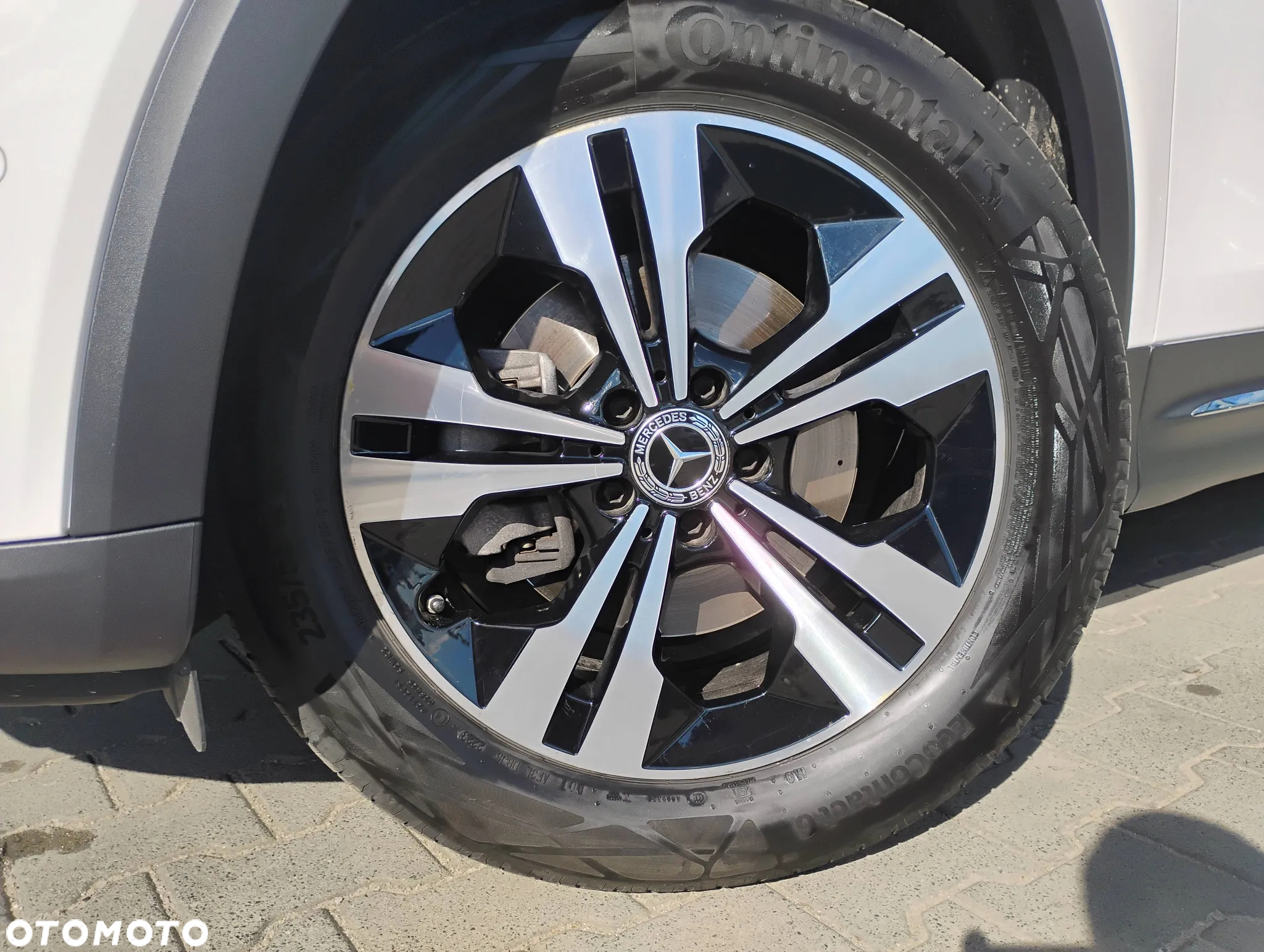 Mercedes-Benz GLB 200 Progressive 7G-DCT - 22