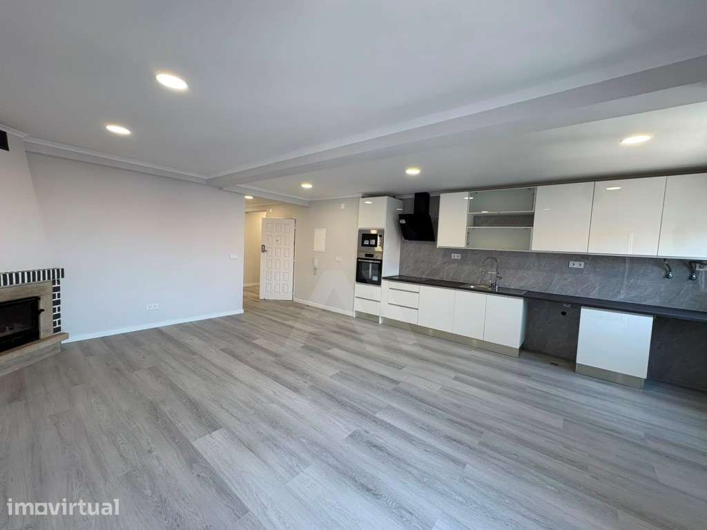 Apartamento T4 usado com 120 m² em Amora, Seixal, Setúbal. - Grande imagem: 5/17