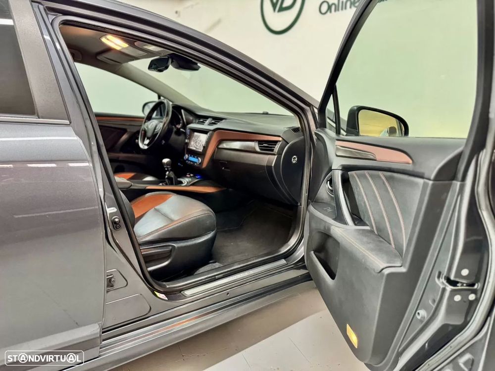 Toyota Avensis Touring Sports 2.0 D-4D Luxury+GPS - 50