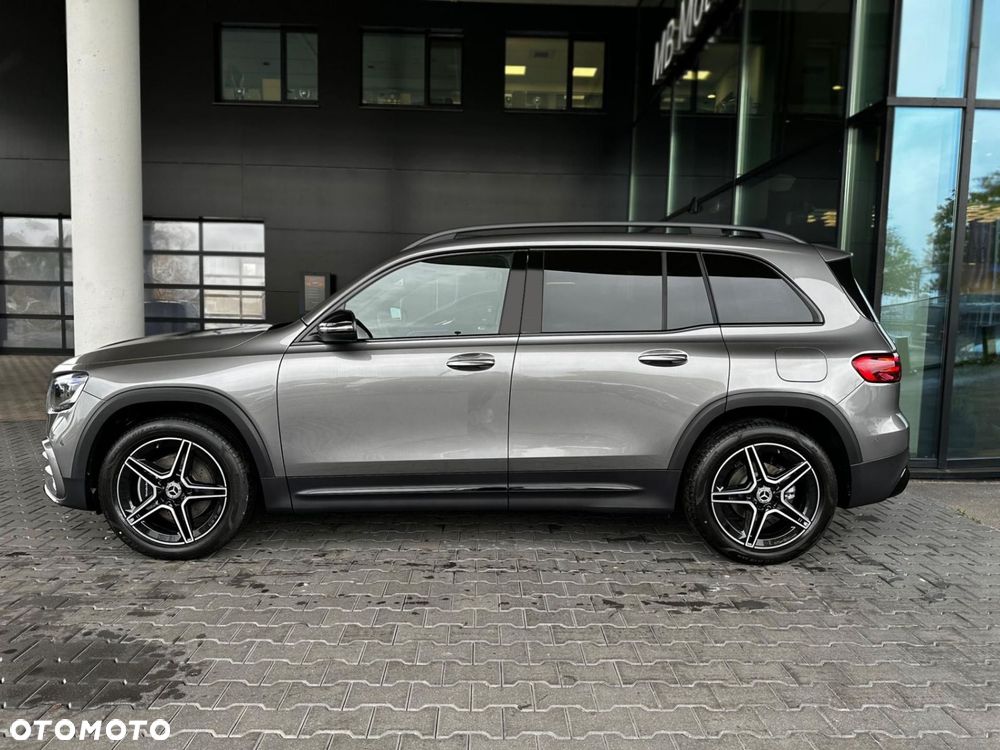 Mercedes-Benz GLB - 3