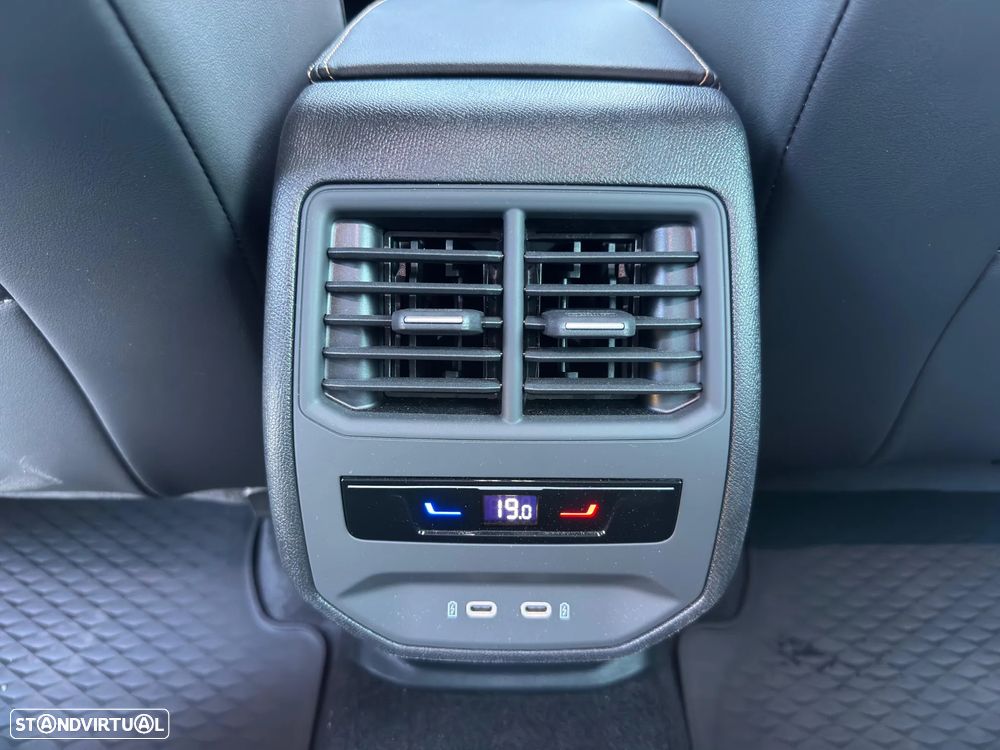 Cupra Formentor 1.5 eTSI DSG - 24