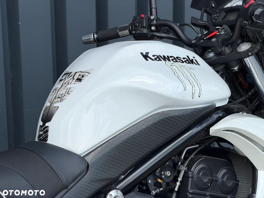 Kawasaki ER - 15
