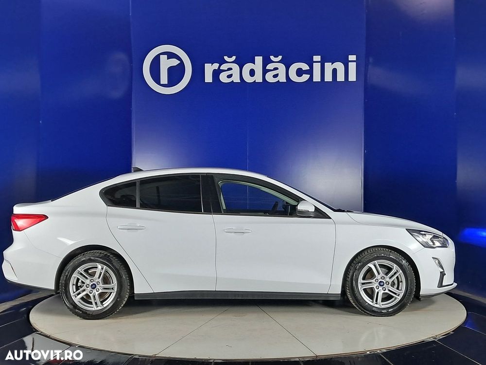 Ford Focus - 6