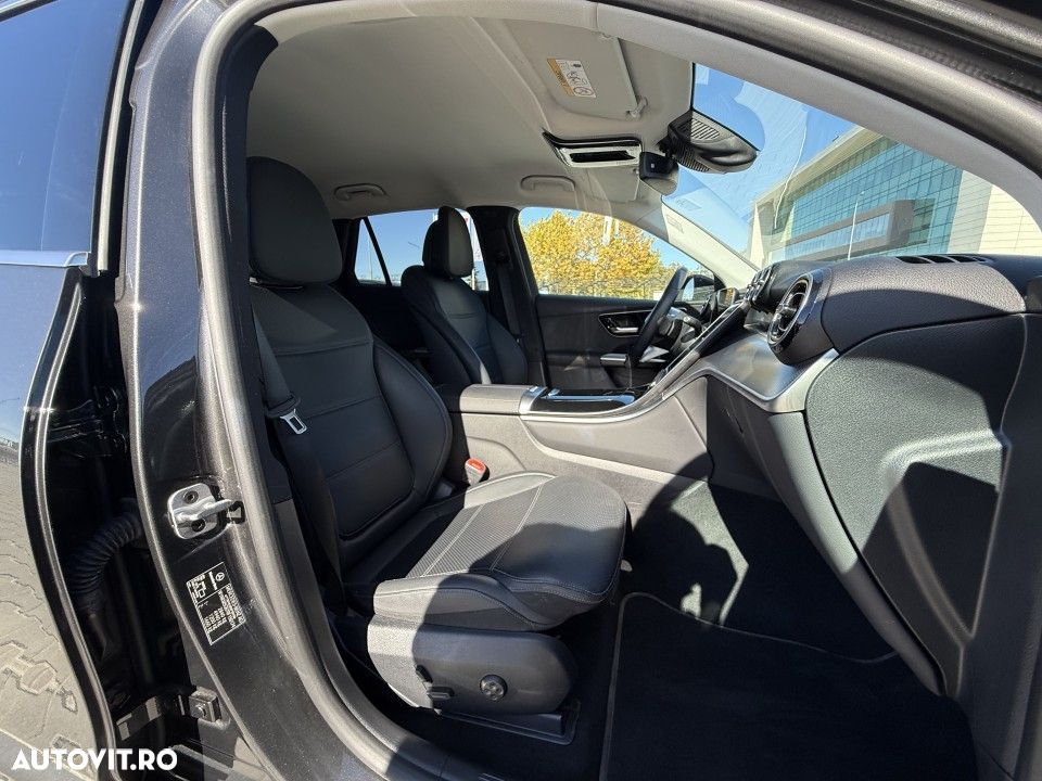 Mercedes-Benz GLC 300 e 4MATIC - 17