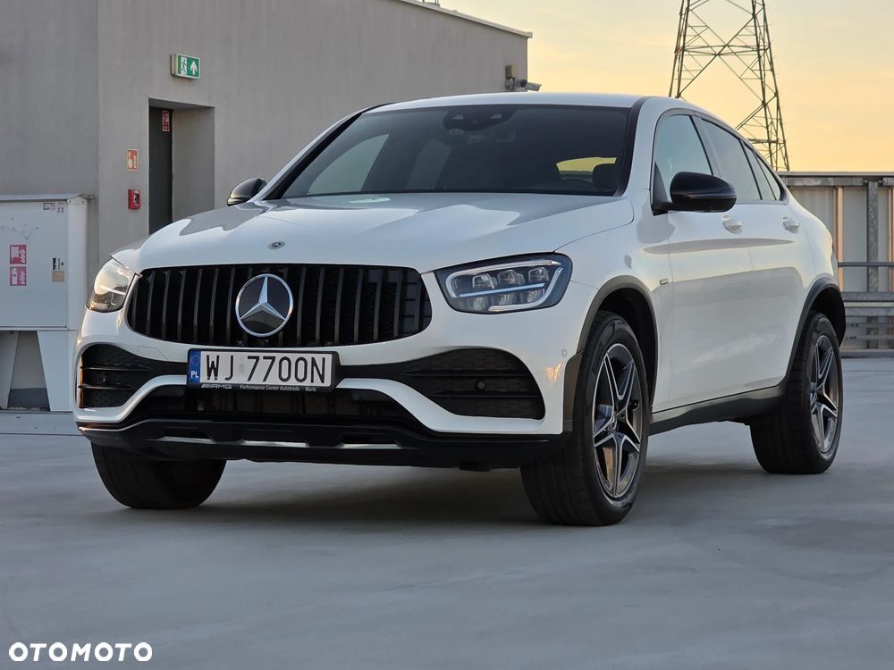 Mercedes-Benz GLC - 29