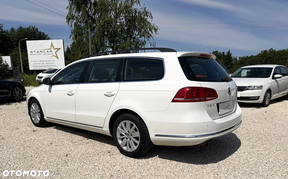 Volkswagen Passat 1.6 TDI Comfortline - 6